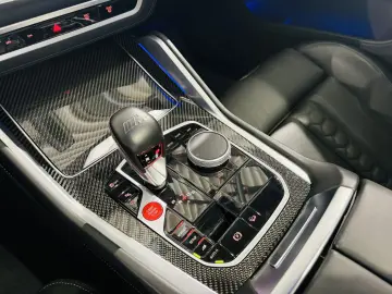 BMW X6 M Competition 360  PANO AHK HUD HARMAN KARDON
