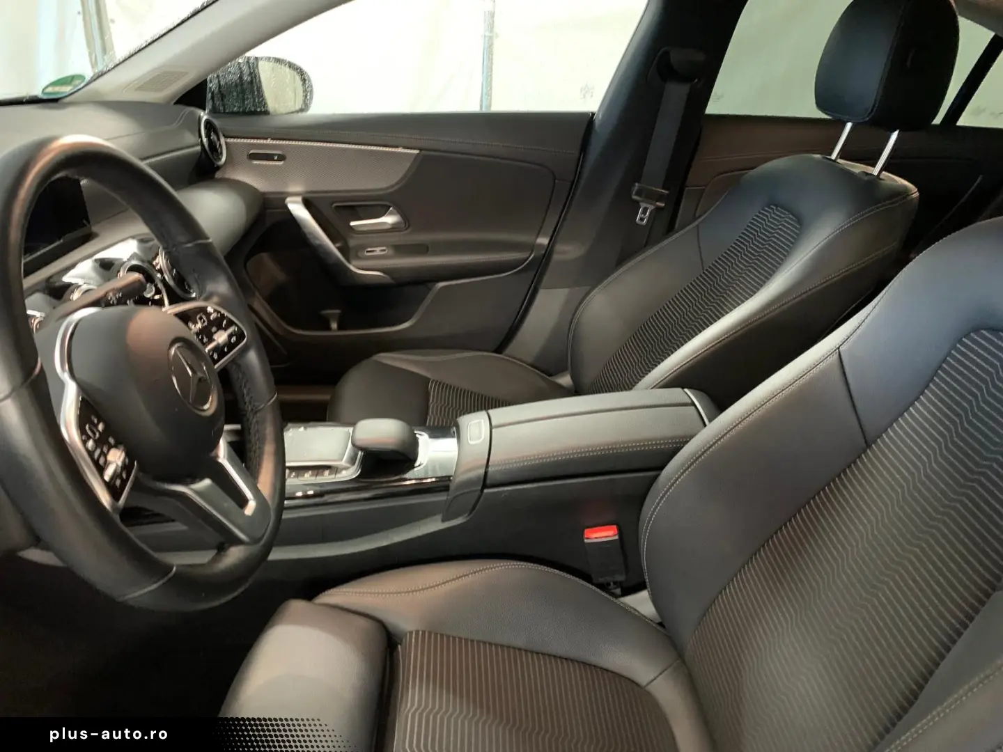 MERCEDES-BENZ CLA 180 Coupé Progressive Leder 18  Ni&hellip;