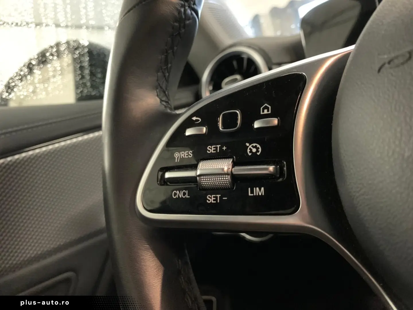 MERCEDES-BENZ CLA 180 Coupé Progressive Leder 18  Ni&hellip;