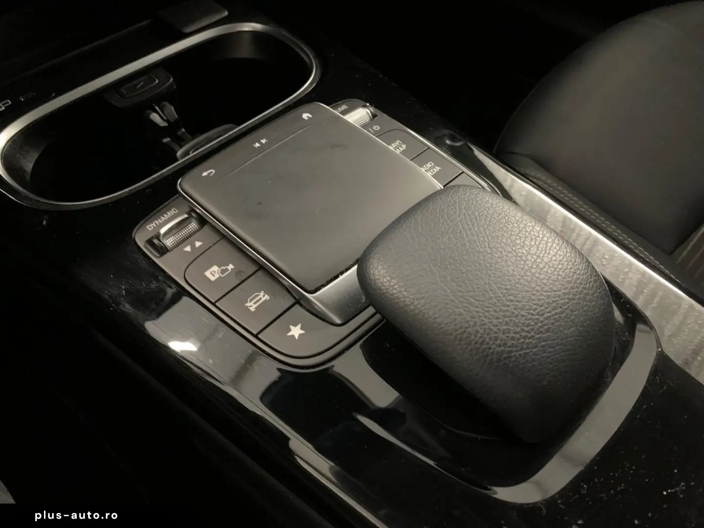 MERCEDES-BENZ CLA 180 Coupé Progressive Leder 18  Ni&hellip;