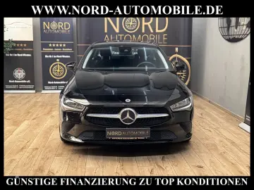 MERCEDES-BENZ CLA 200 d Coupé  Kamera Spur MBUX  Carplay 17Z