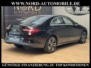 MERCEDES-BENZ CLA 200 d Coupé  Kamera Spur MBUX  Carplay 17Z