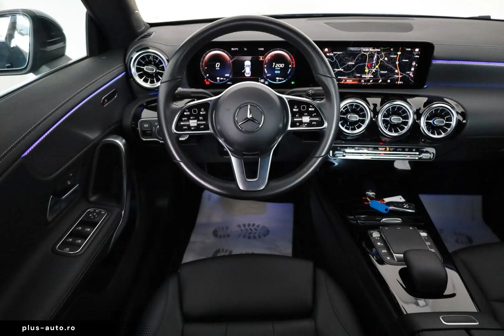 MERCEDES-BENZ CLA 250e Coupé Leder Navi LED Kamera P&hellip;