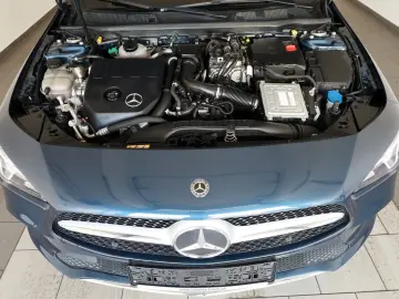 MERCEDES-BENZ CLA 250e Coupé Leder Navi LED Kamera P…