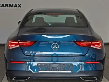 MERCEDES-BENZ CLA 250e Coupé Leder Navi LED Kamera P…