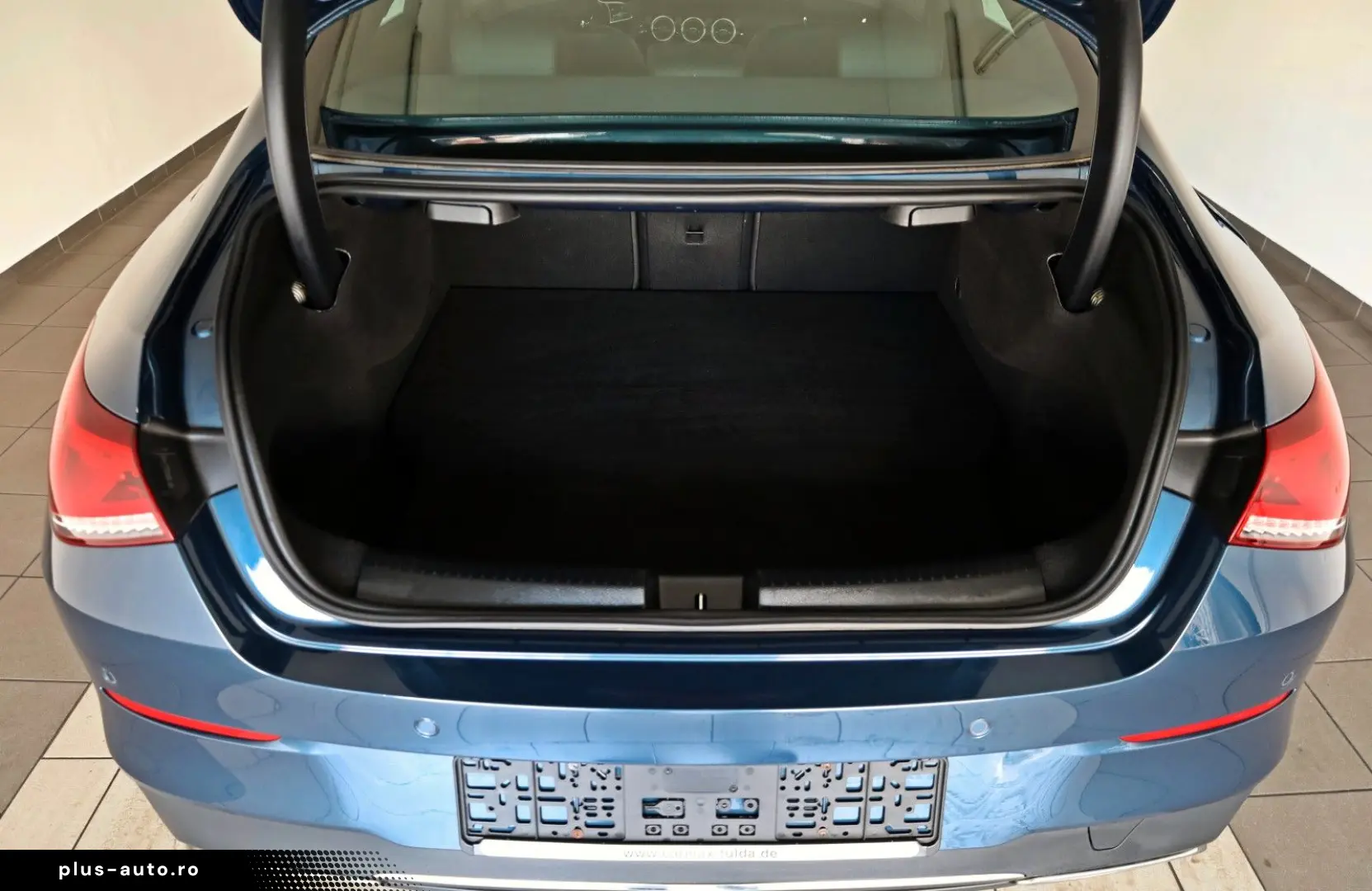 MERCEDES-BENZ CLA 250e Coupé Leder Navi LED Kamera P&hellip;