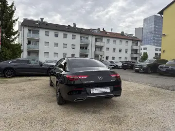 MERCEDES-BENZ CLA 200 d 4M Progressive LEDER TOTWINK…