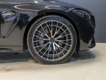 MERCEDES-BENZ AMG CLE53 4M  Night Pano 20  Burm Perf Digital