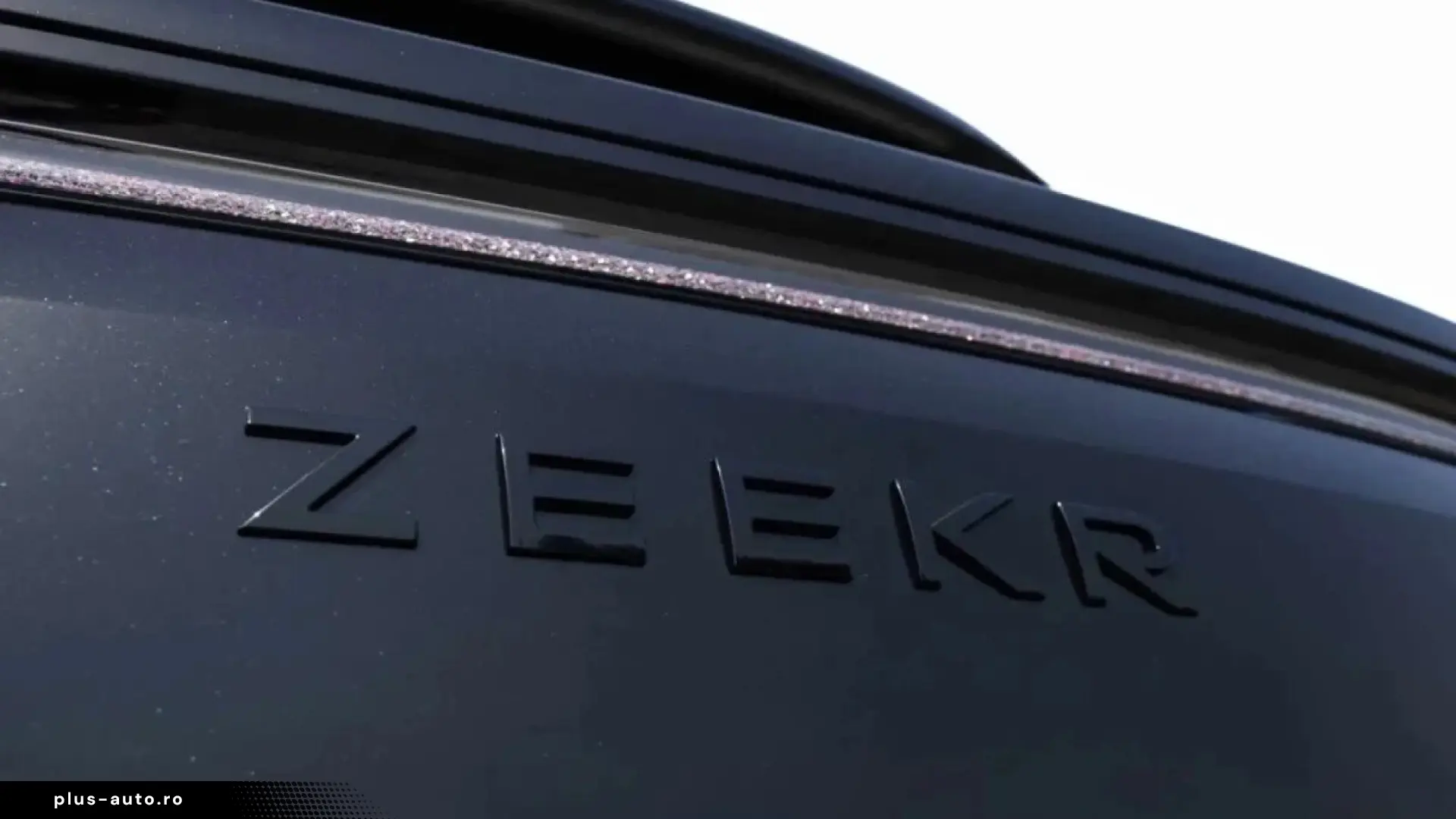 Zeekr 9X Ultra 2.0T 55 kWh Plug-in Hybrid 4WD