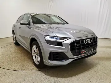 AUDI Q8 3.0 TFSI 55 e quattro PHEV LED Navi Sound RFK