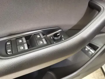 AUDI Q8 3.0 TFSI 55 e quattro PHEV LED Navi Sound RFK