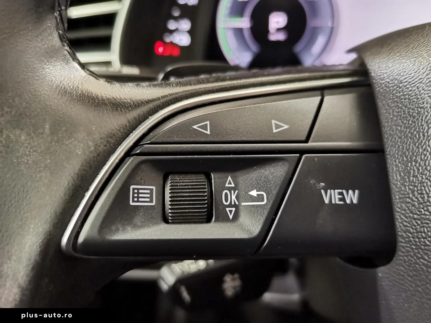 AUDI Q8 3.0 TFSI 55 e quattro PHEV LED Navi Sound RFK