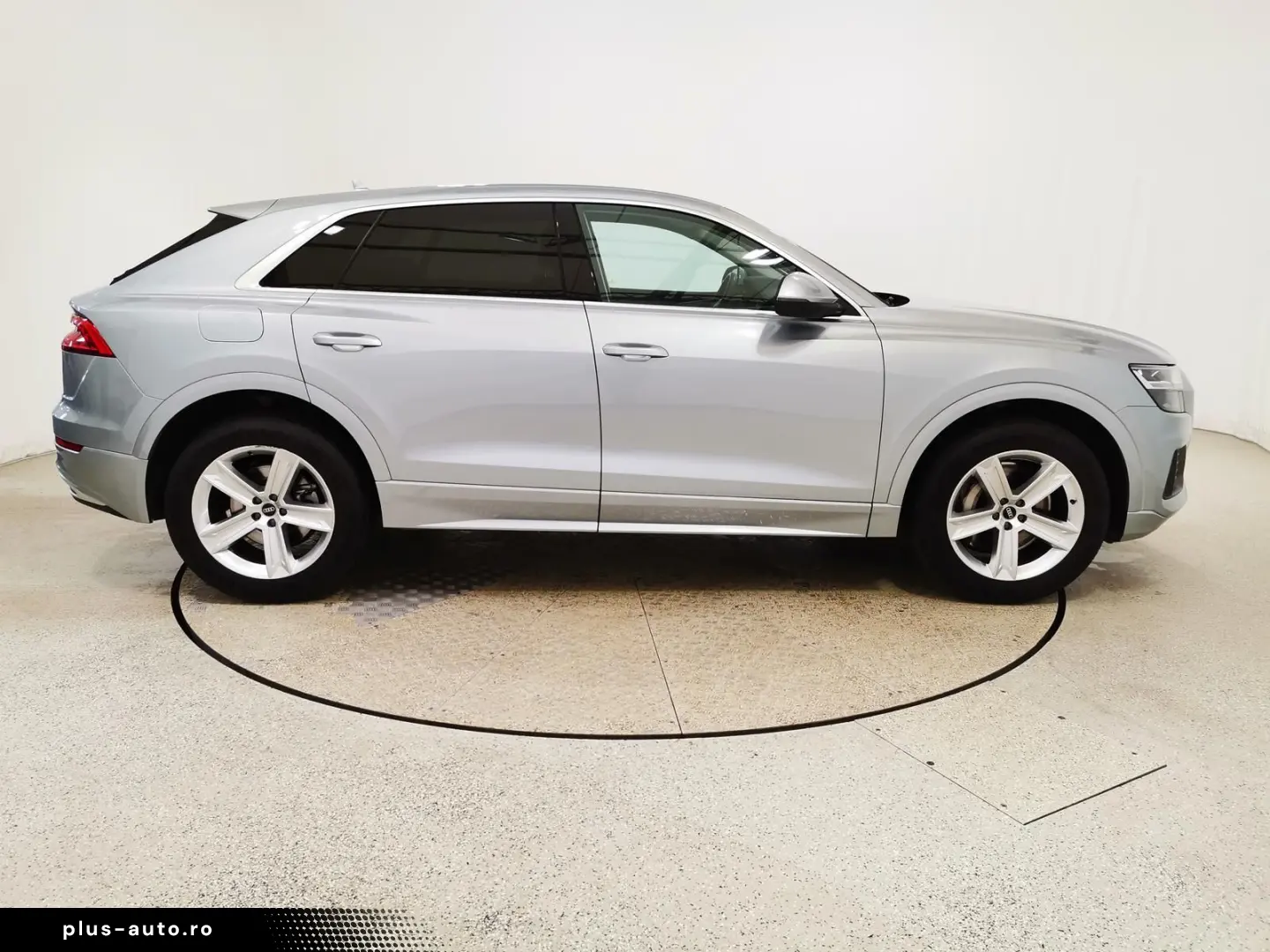 AUDI Q8 3.0 TFSI 55 e quattro PHEV LED Navi Sound RFK