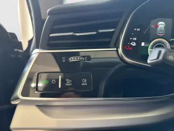AUDI Q8 55 HYBRID Qu. KAMERA ACC ALU20  eKLAPPE NAVI