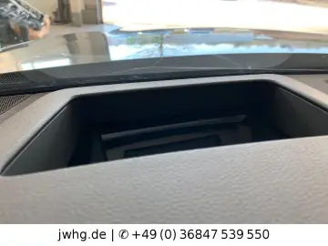 AUDI Q8 55TFSI Quattro S-Line ACC VCockp HUD Memo 21