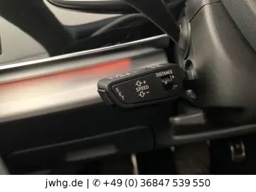 AUDI Q8 55TFSI Quattro S-Line ACC VCockp HUD Memo 21