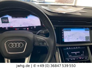 AUDI Q8 55TFSI Quattro S-Line ACC VCockp HUD Memo 21