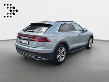 AUDI Q8 55 TFSI qu tip Air LED Virtual Navi  Leder 36