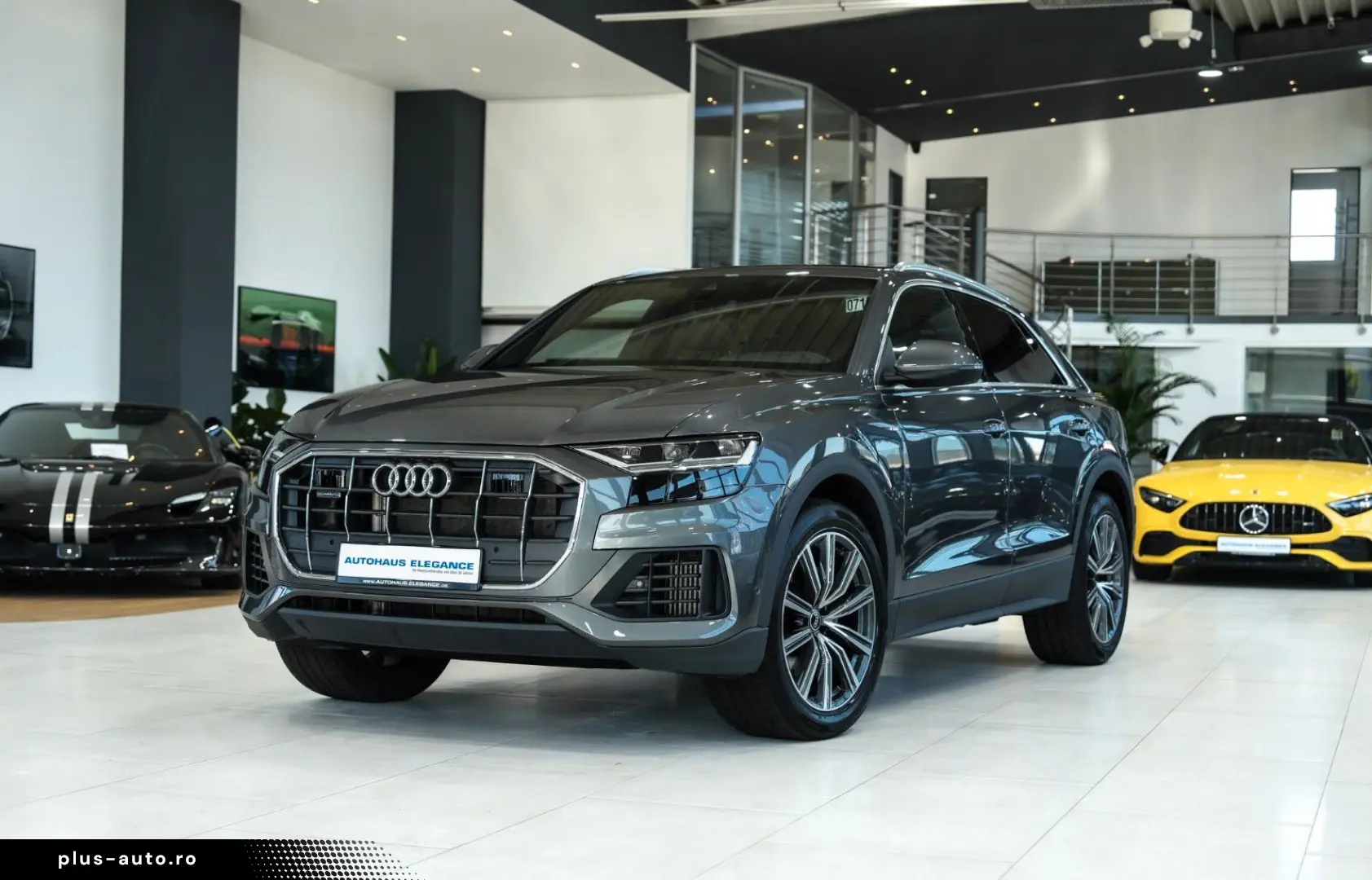 AUDI Q8 55 TFSI quattro S-LINE HEAD-UP SOFT-CLOSE R21