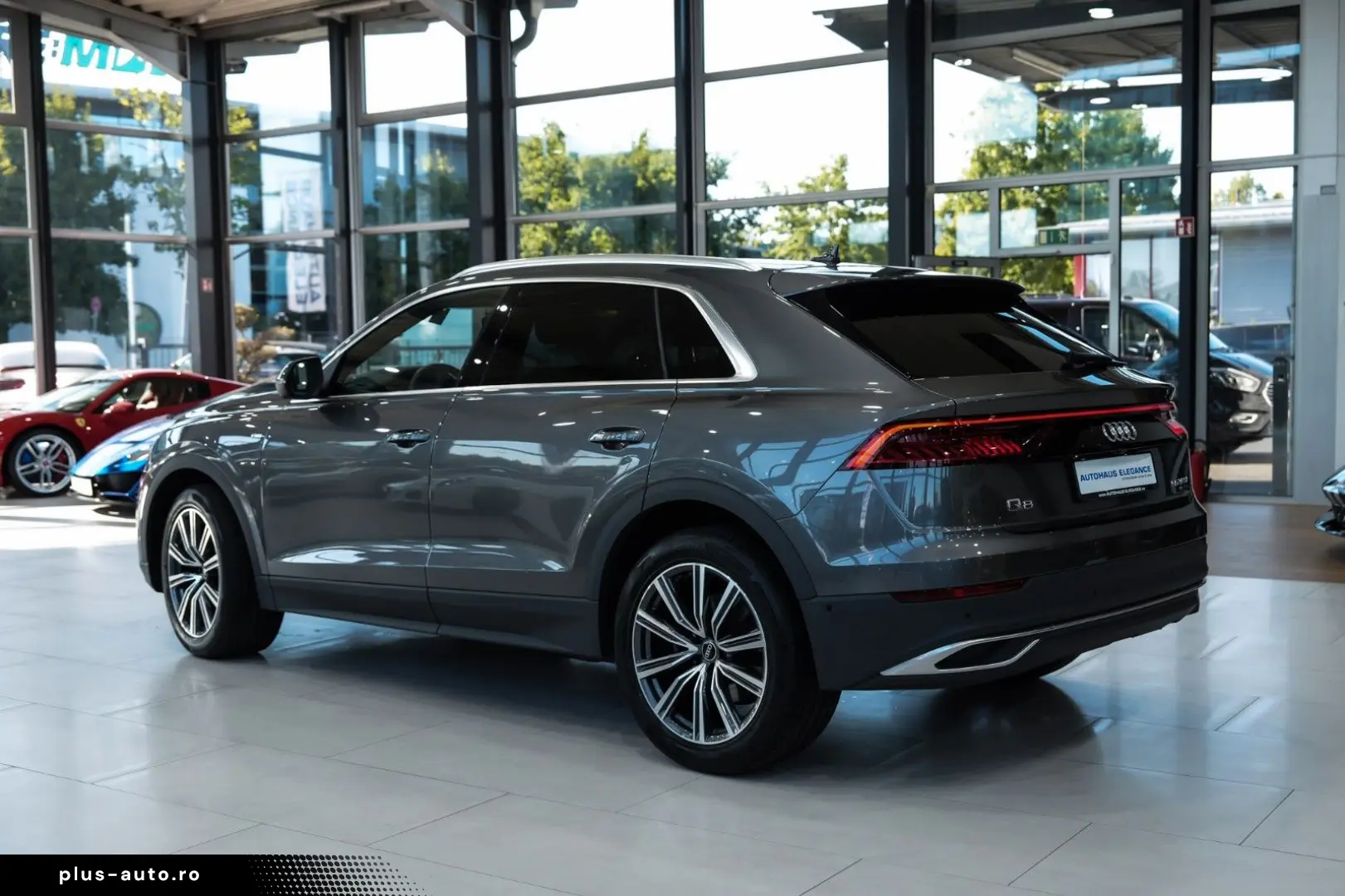 AUDI Q8 55 TFSI quattro S-LINE HEAD-UP SOFT-CLOSE R21