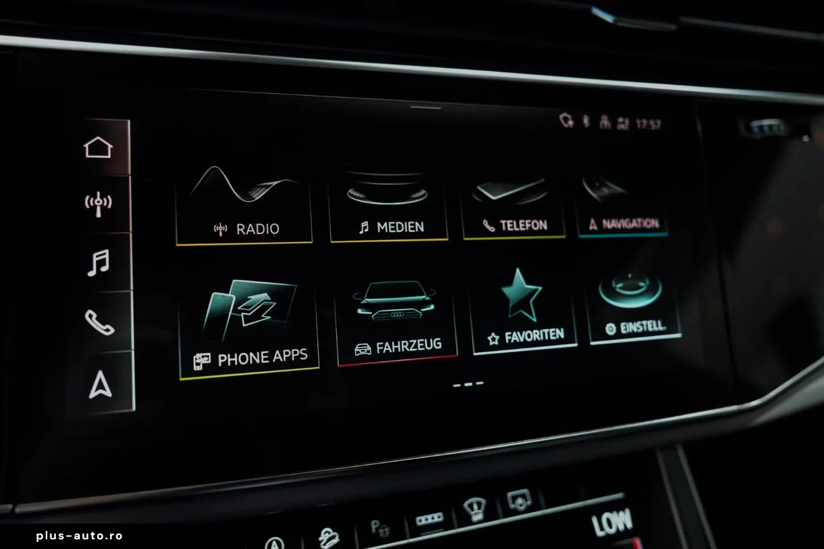 AUDI Q8 55 TFSI quattro S-LINE HEAD-UP SOFT-CLOSE R21