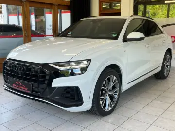 AUDI Q8 55 TFSI e quattro  S-LINE B&O HUD RS-SITZE