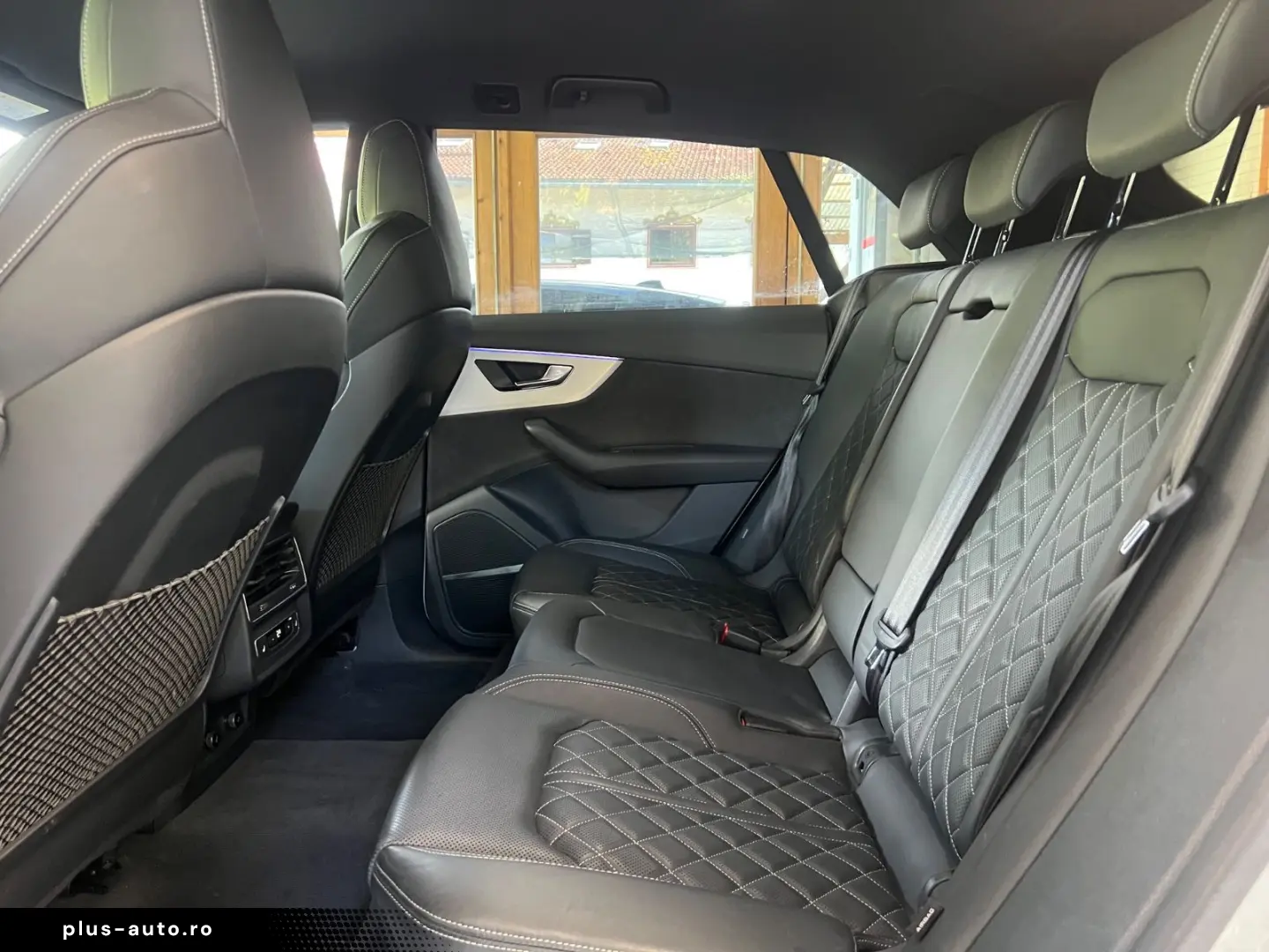 AUDI Q8 55 TFSI e quattro  S-LINE B&O HUD RS-SITZE