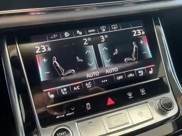 AUDI Q8 55 TFSI e quattro  S-LINE B&O HUD RS-SITZE