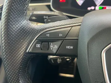 AUDI Q8 55 TFSI e quattro  S-LINE B&O HUD RS-SITZE