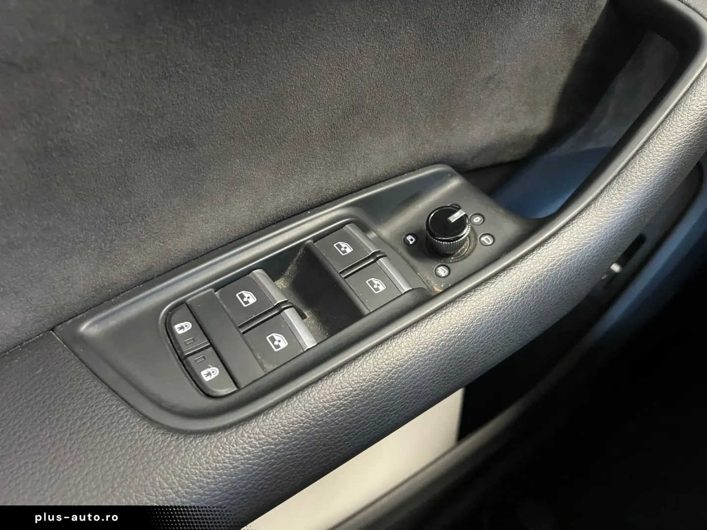 AUDI Q8 55 TFSI e quattro  S-LINE B&O HUD RS-SITZE
