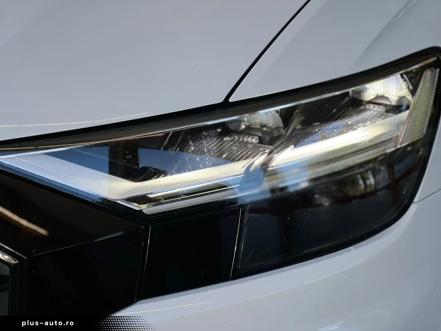AUDI Q8 55 TFSI e quattro  S-LINE B&O HUD RS-SITZE