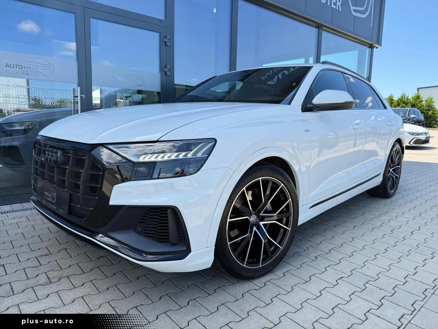 AUDI Q8 S-Line 50 TDI quattro TDI AHK LUFT 22-ZOLL