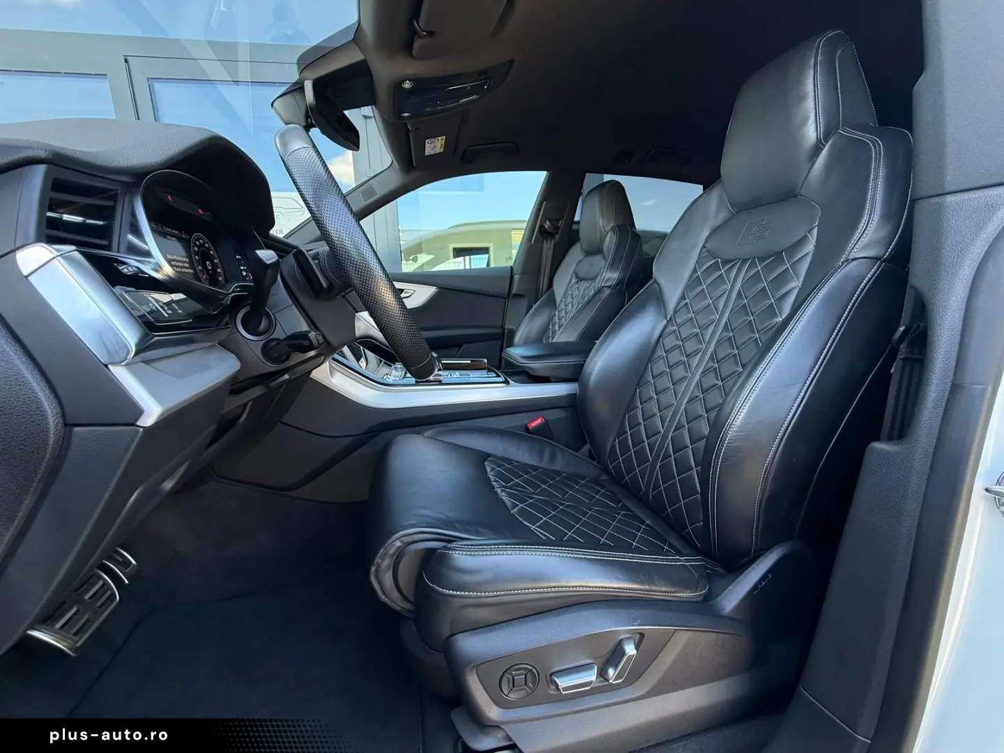 AUDI Q8 S-Line 50 TDI quattro TDI AHK LUFT 22-ZOLL