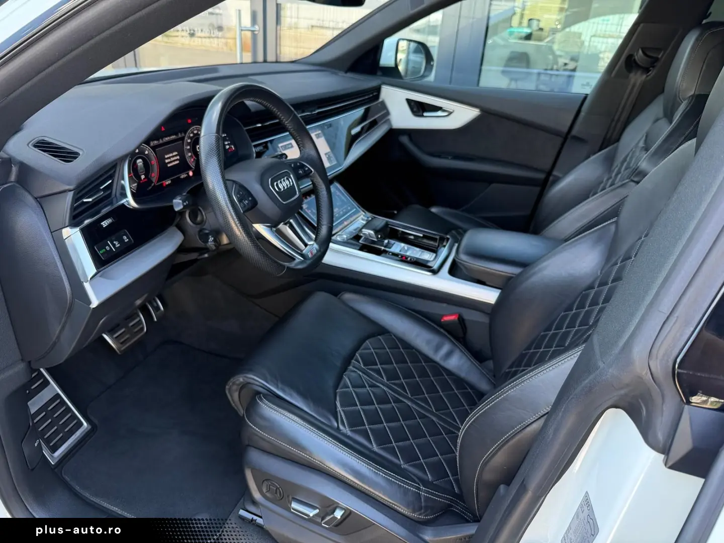 AUDI Q8 S-Line 50 TDI quattro TDI AHK LUFT 22-ZOLL