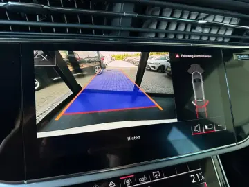 AUDI Q8 S-Line 50 TDI quattro TDI AHK LUFT 22-ZOLL