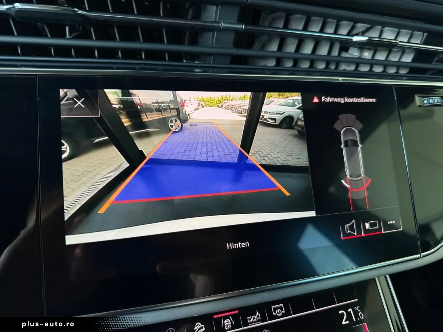 AUDI Q8 S-Line 50 TDI quattro TDI AHK LUFT 22-ZOLL