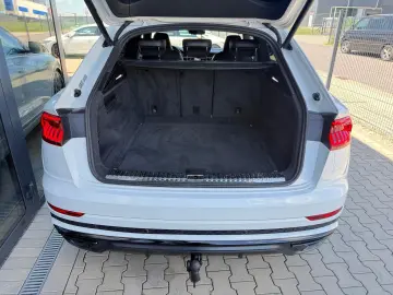 AUDI Q8 S-Line 50 TDI quattro TDI AHK LUFT 22-ZOLL
