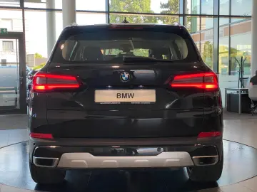 BMW X5 xDrive xLine CockpitProf Sthz Pano Leder