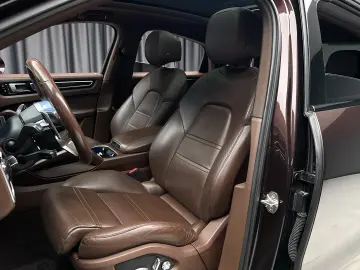 Porsche Cayenne Coupe