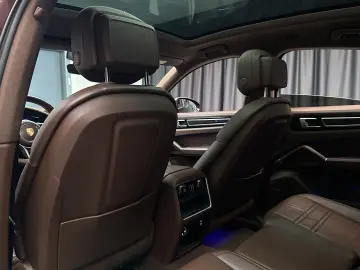 Porsche Cayenne Coupe