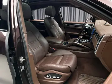 Porsche Cayenne Coupe