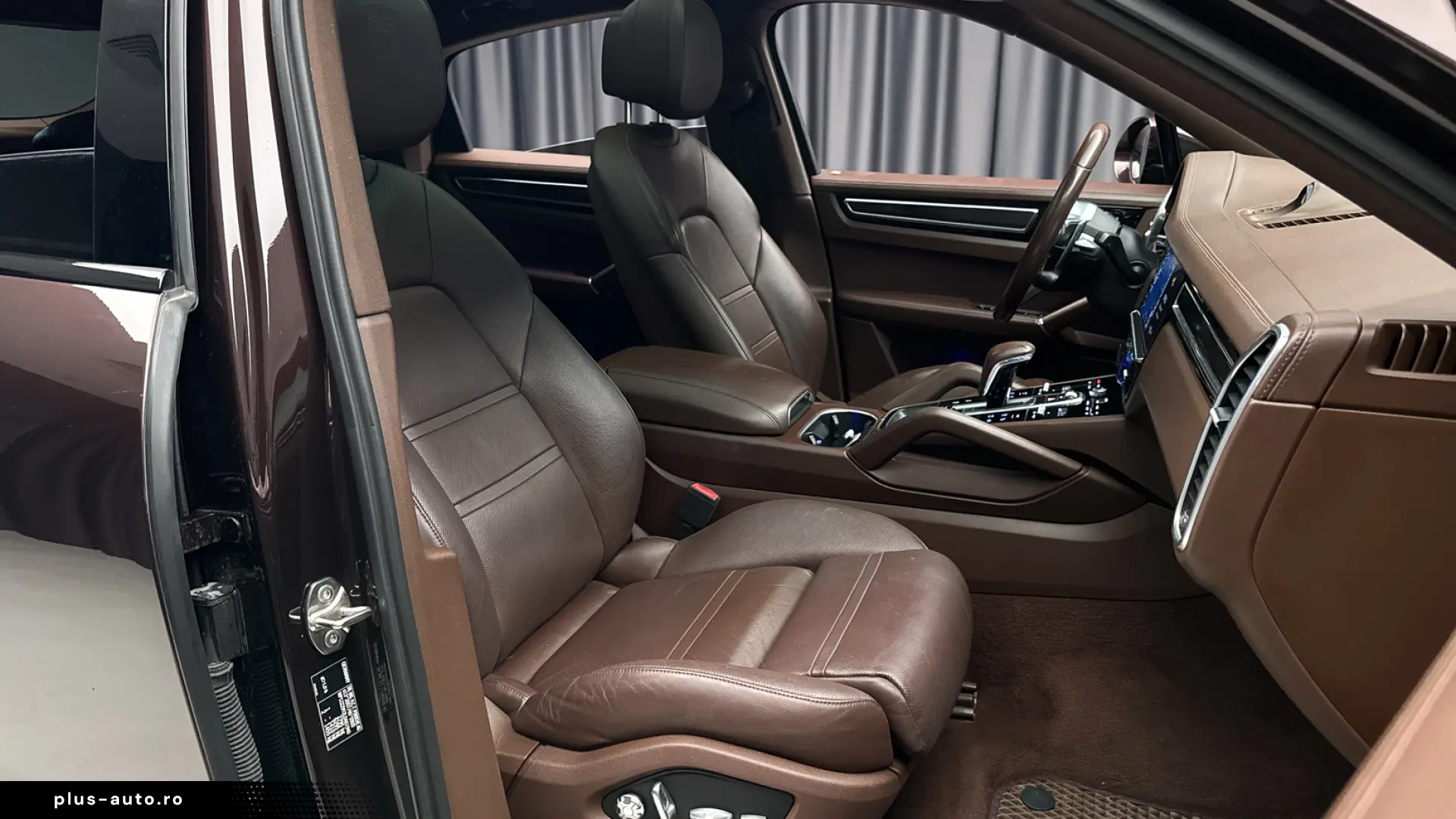 Porsche Cayenne Coupe