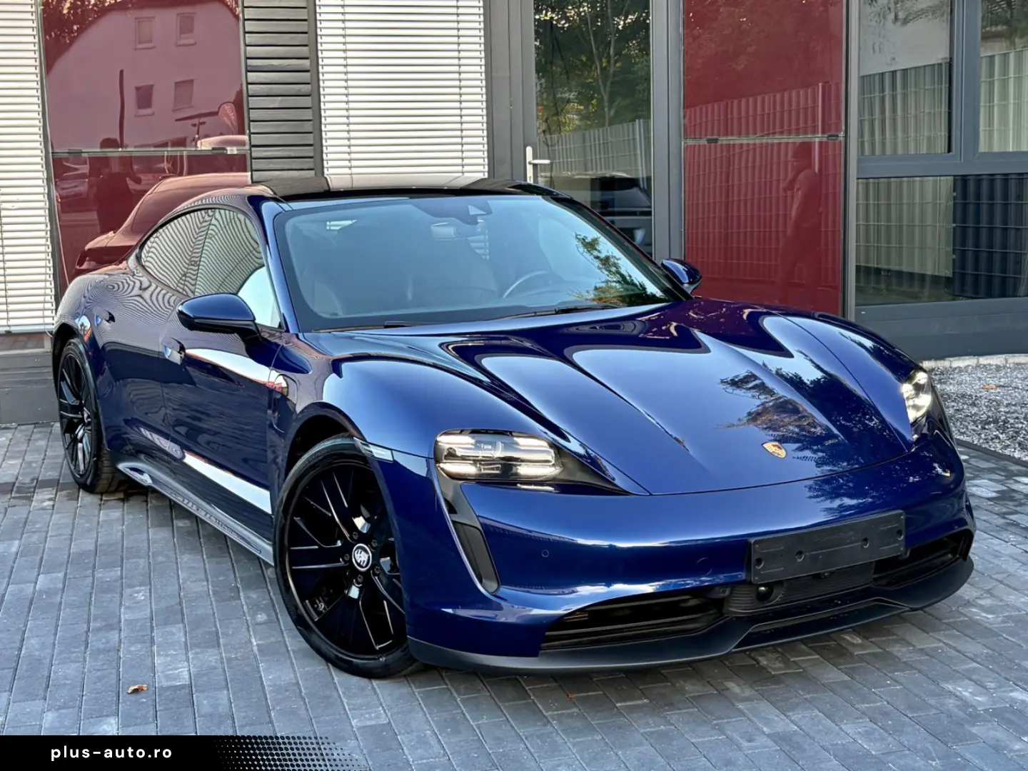 PORSCHE Taycan MEMORY PANORAMADACH 360 K NAVI ACC