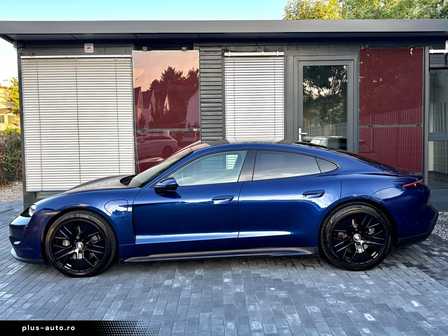 PORSCHE Taycan MEMORY PANORAMADACH 360 K NAVI ACC