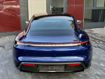PORSCHE Taycan MEMORY PANORAMADACH 360 K NAVI ACC