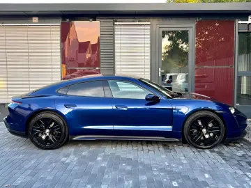 PORSCHE Taycan MEMORY PANORAMADACH 360 K NAVI ACC