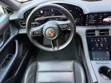 PORSCHE Taycan MEMORY PANORAMADACH 360 K NAVI ACC
