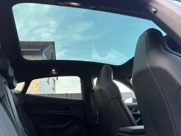 PORSCHE Taycan MEMORY PANORAMADACH 360 K NAVI ACC