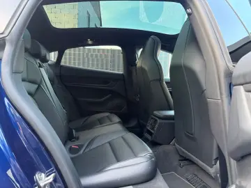 PORSCHE Taycan MEMORY PANORAMADACH 360 K NAVI ACC