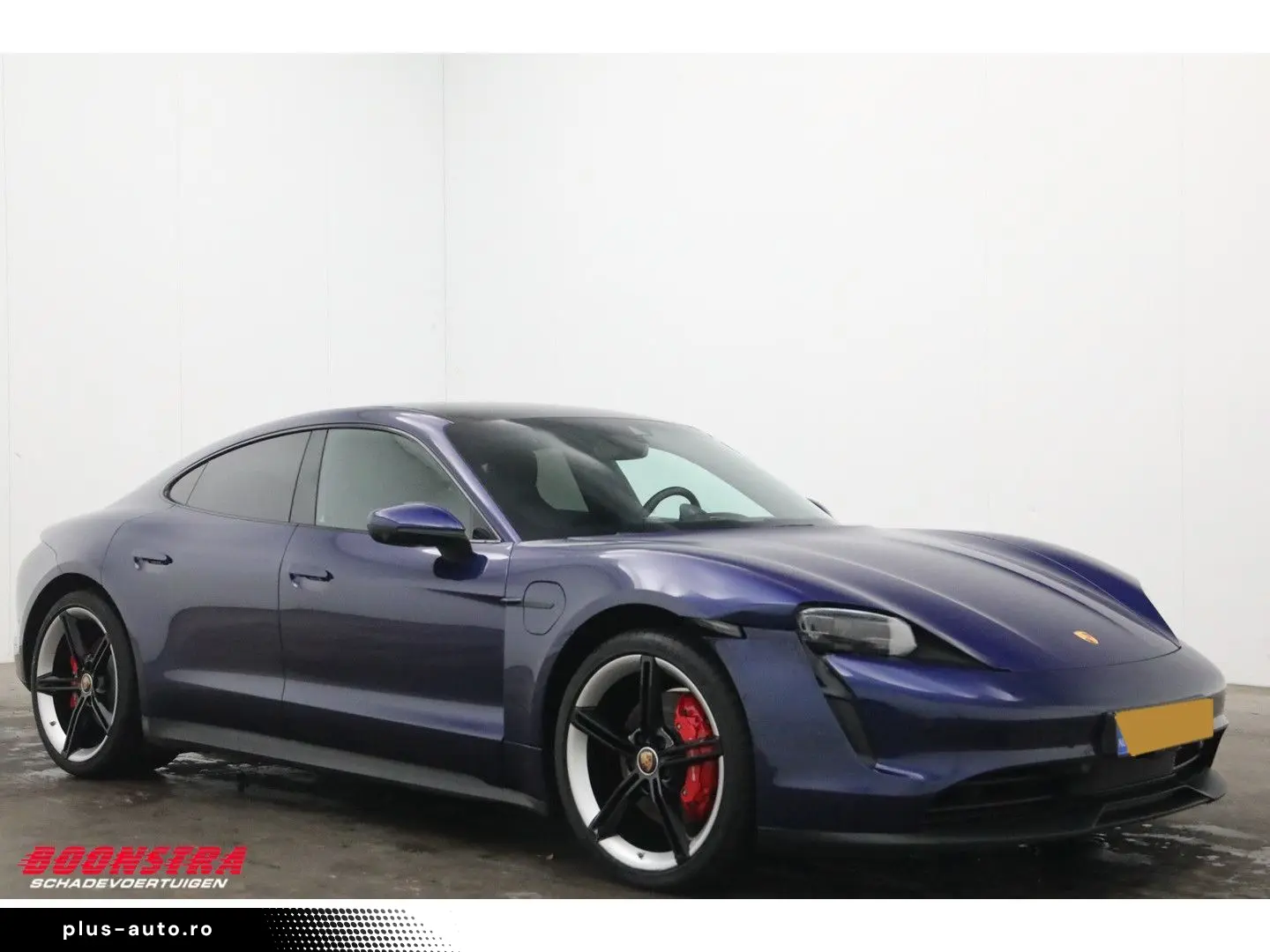 PORSCHE Taycan 4S Performance 93kWh Chrono PASM PDLS  36